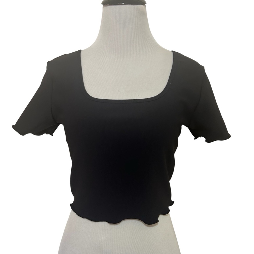 Halara medium patitoff black cropped top
